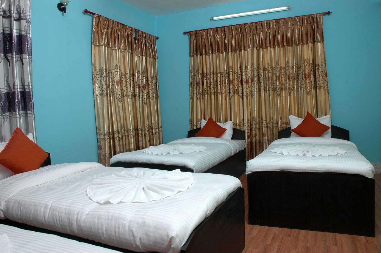 Travellers Dorm Bed & Breakfast Kathmandu Exterior photo