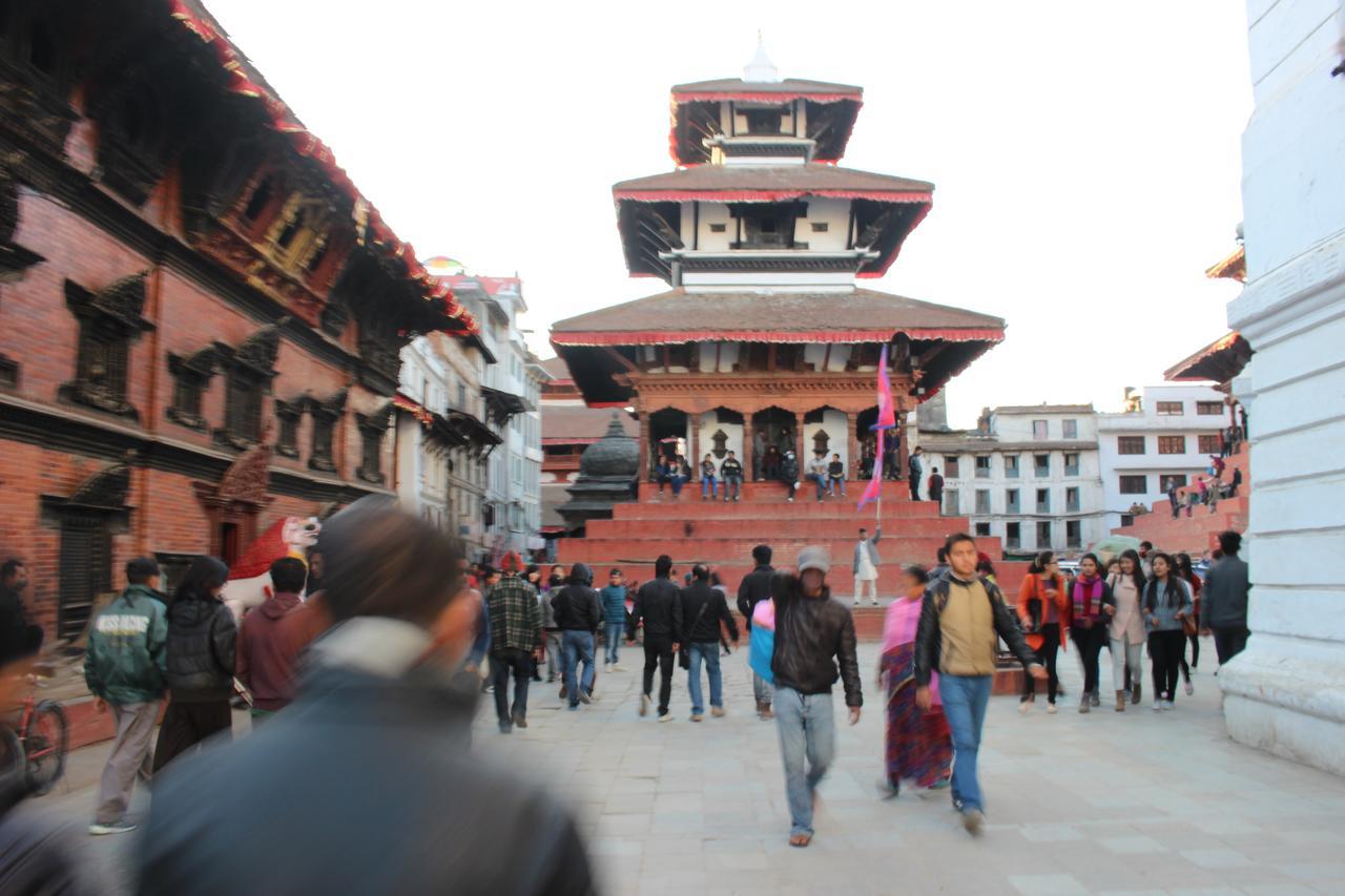 Travellers Dorm Bed & Breakfast Kathmandu Exterior photo